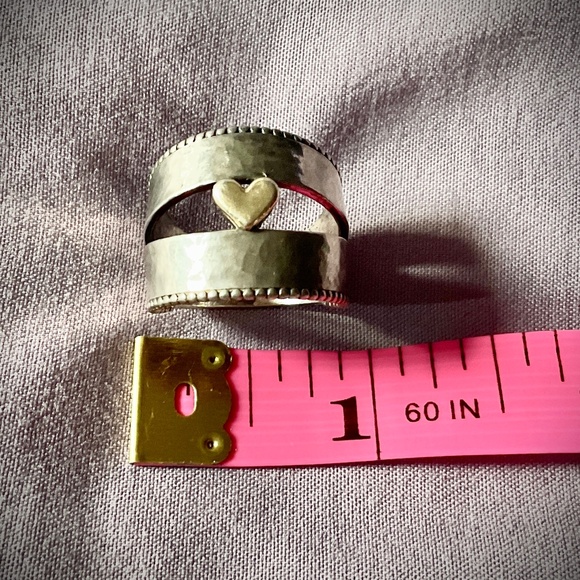 New Handcrafted Sterling Silver Ring Double Cigar Band Gold Center Heart Size 7 - Picture 8 of 11